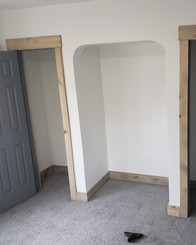 A picture of a rounded wall for a pantry